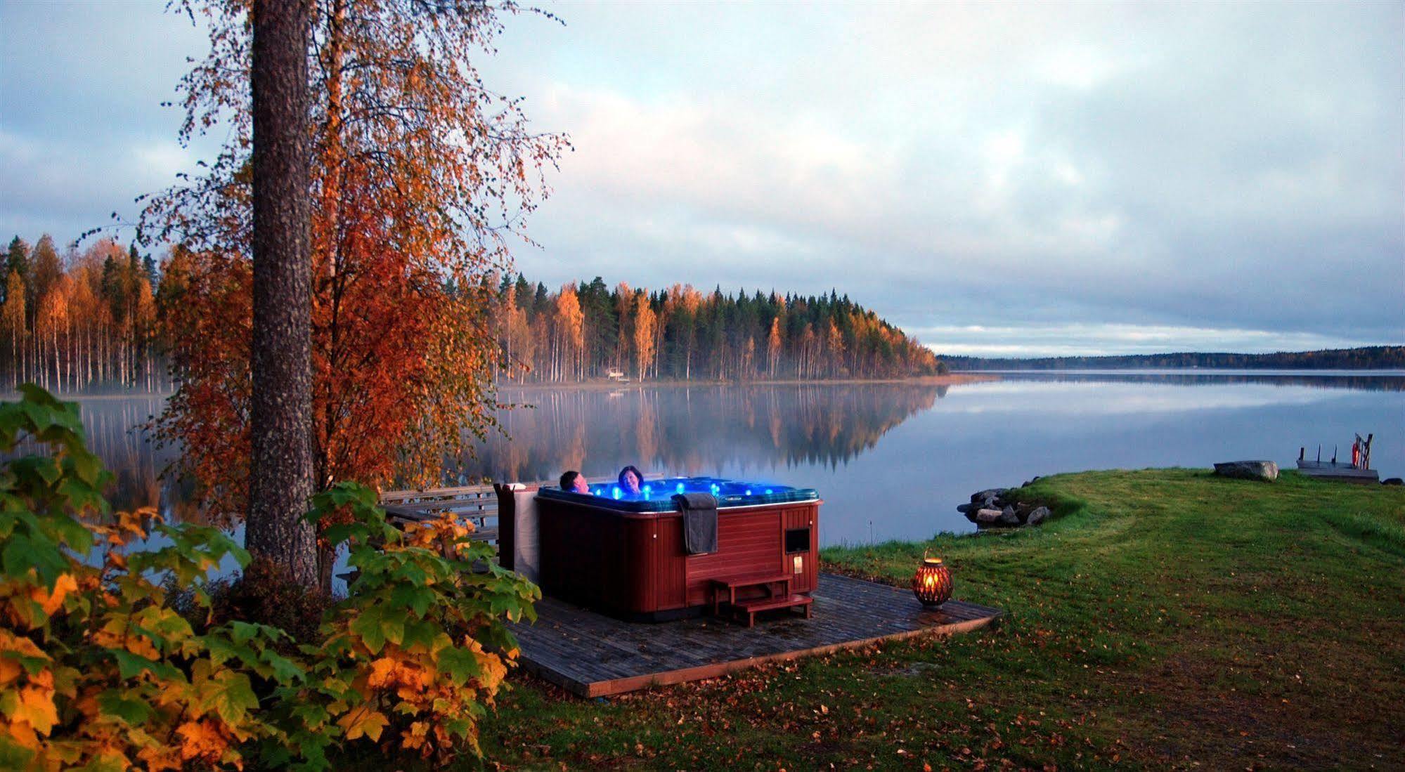Revontuli Resort Rooms Hankasalmi Exteriör bild